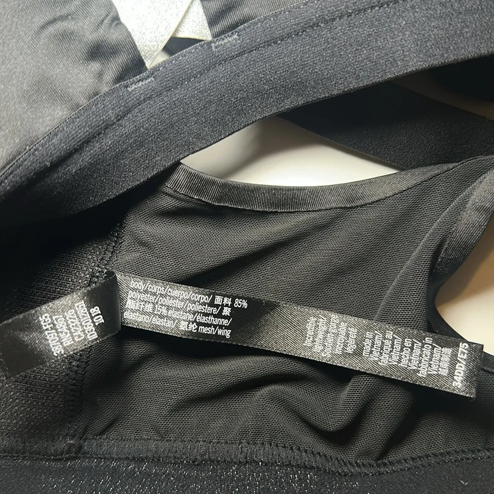 Victoria Sport sports bra size‎ 34DD color black